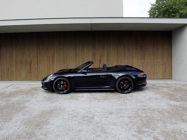 PORSCHE 991.2 CARRERA 4S CABRIOLET
