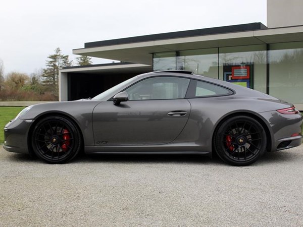 PORSCHE 991.2 C4 GTS 