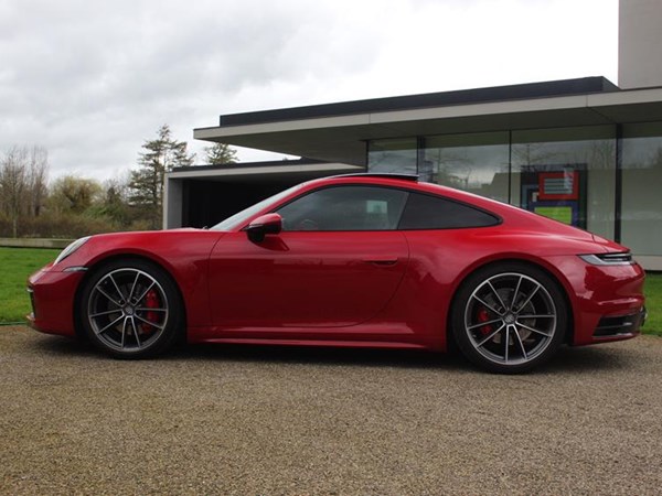 PORSCHE 992 CARRERA S