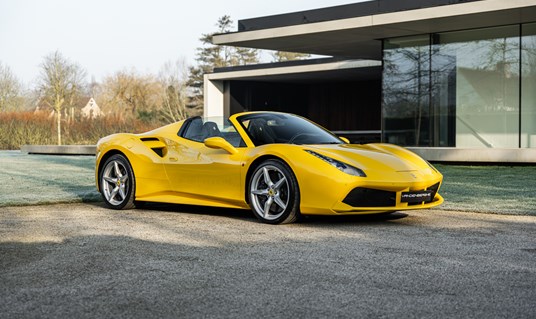 Ferrari 488 SPIDER
