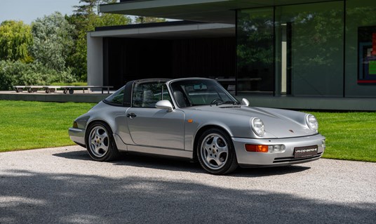 Porsche 964