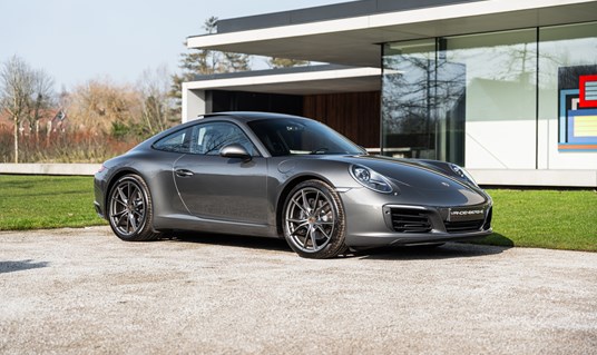 Porsche 991