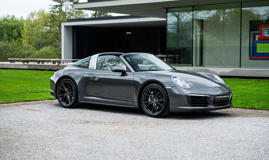 Porsche 991