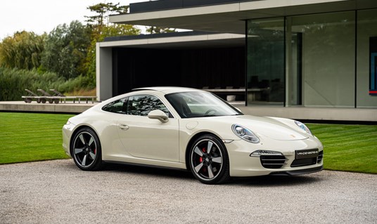 Porsche 991