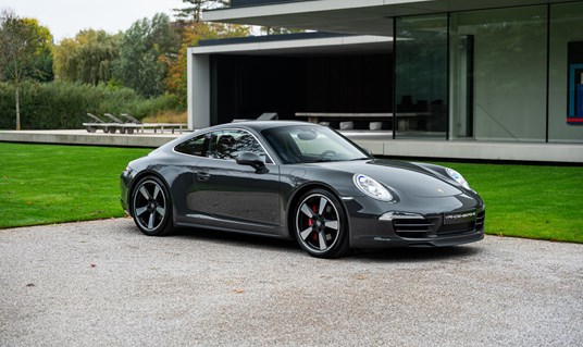 Porsche 991