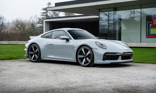 Porsche 992
