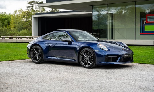 Porsche 992