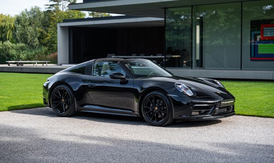 Porsche 992