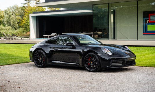 Porsche 992
