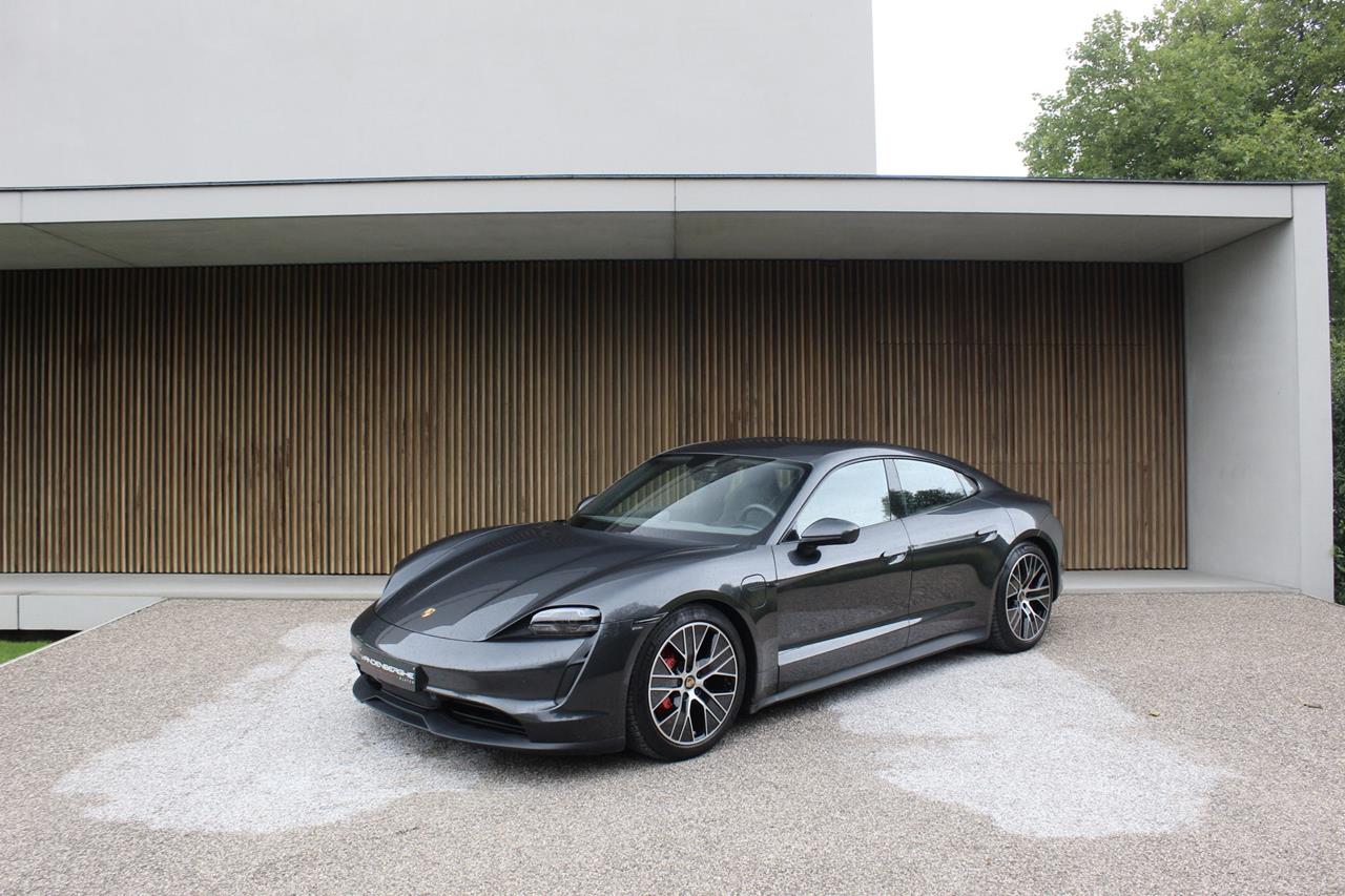 Porsche Taycan 4S / AIR SUSP / CHRONO / MATRIX / SEAT VENT